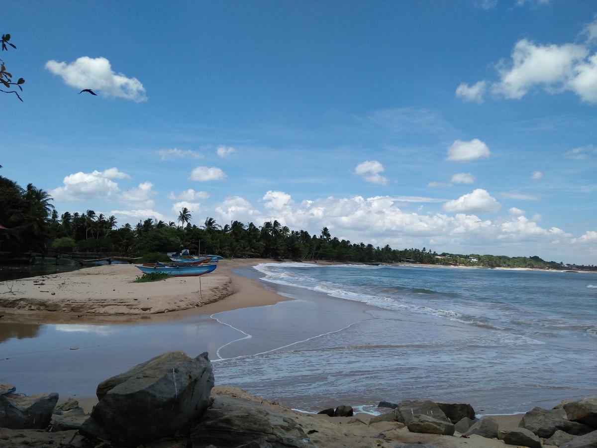 Parei Beach Inn Tangalle Luaran gambar