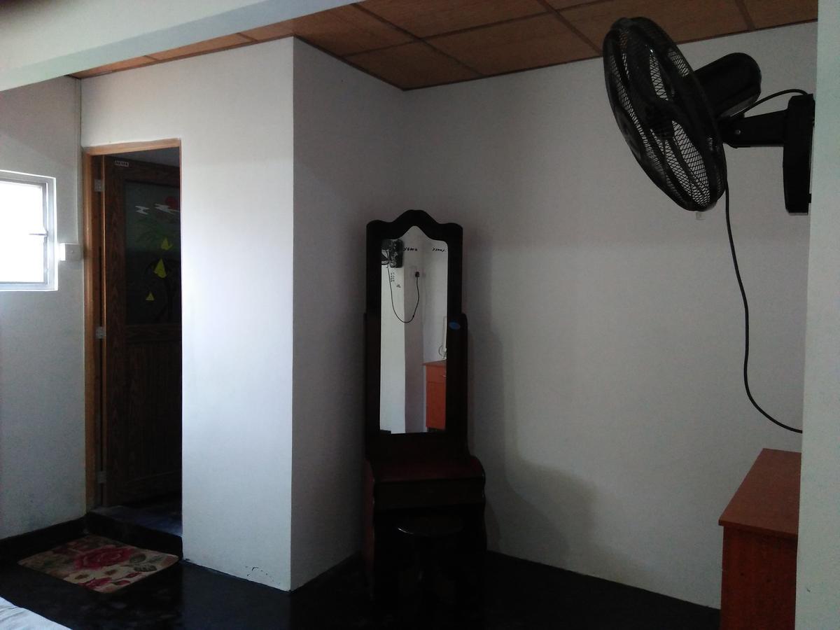Parei Beach Inn Tangalle Luaran gambar